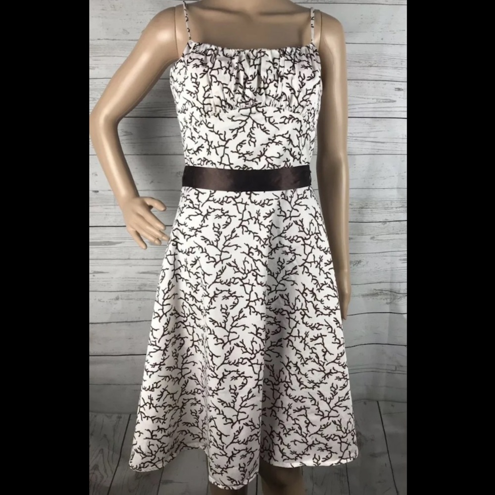 Alyn Paige Dress
